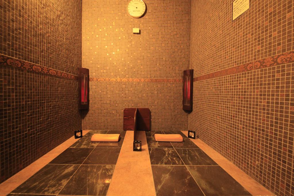 Hotel Coco Grand Kitasenju Tokió Kültér fotó